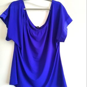 Express top, loose fitting, size Medium, Purple.